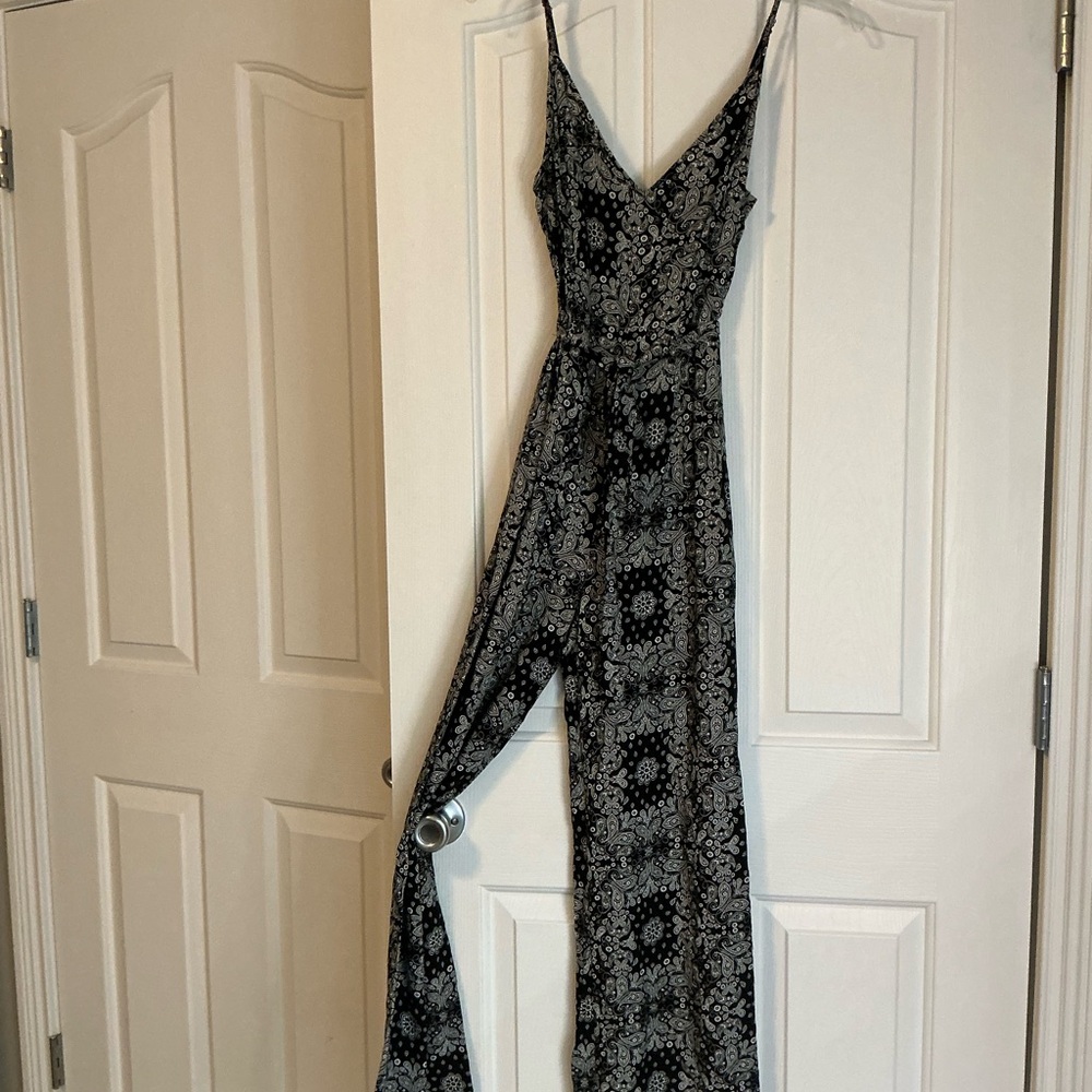 Forever 21 Black and White Jumpsuit with Paisley Pattern